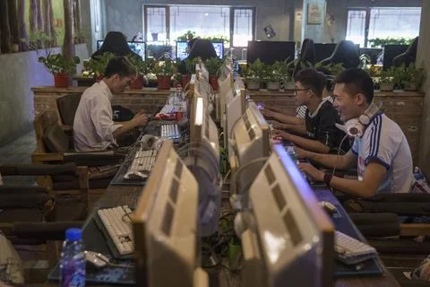 China to implement cybersecurity law, Beijing - 31 May 2017 Foto stock