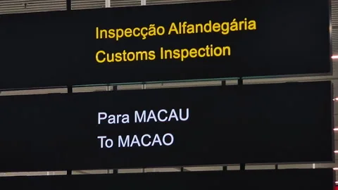 China Macao Border, Sign With Direction and Custom Inspection 库存影片 333440429