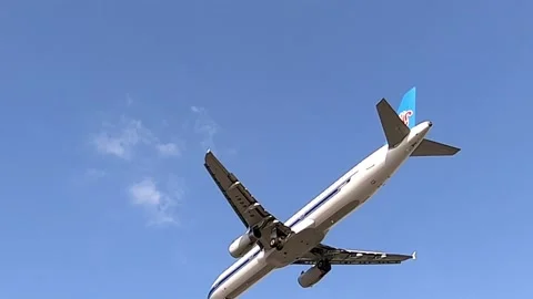 China Southern Aiplane Stock Footage 138668657