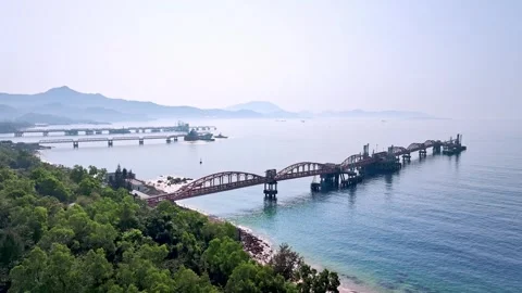 China tanker ship vessel loading unloading oil terminal refinery, Stock Footage 324880534