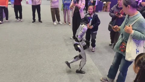 China: Unitree G1 Robot Dancing Video stock 320626072