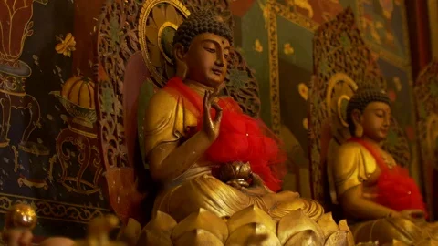 Chinese Buddha statue in temple at Wat Phanan Choeng temple Видео 76441005