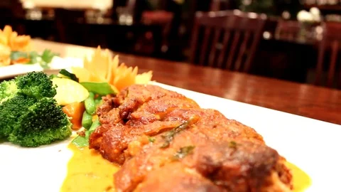 Chinese chicken and broccoli dinner Stock Footage