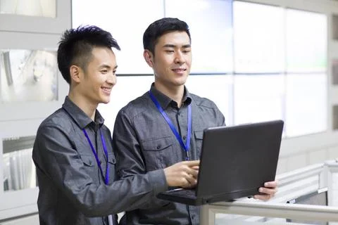  Chinese Computer programmers at work Beijing China Copyright: xLanexOatey... Stock-Fotos