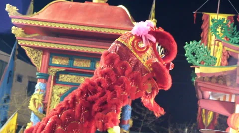 Chinese lion performing Stock-Footage 68990259
