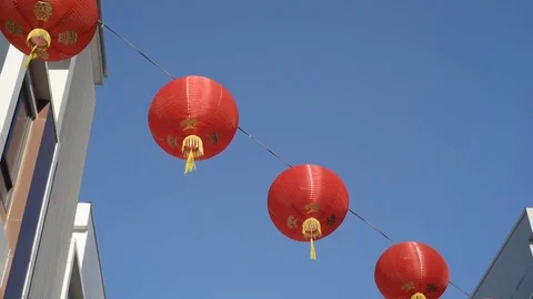 Chinese new year lanterns in the building Видео 85043706