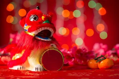 Chinese New Year objects miniature dancing lion Foto stock