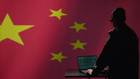 Chinese operative coding on laptop, developing program able to deploy bots Vídeos de archivo 278375446