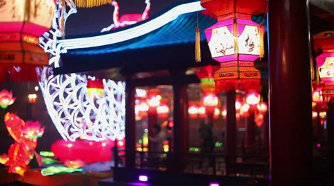 Chinese park at night during the Spring Festival Vídeo Stock 37042333