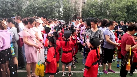 Chinese primary school students receive traditional education Stock Footage 300554516
