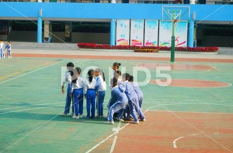 Chinese primary school students in sports, rope skipping Stock Photos