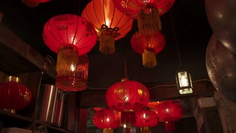 Chinese red lanterns hanging in a store Video stock 132344751