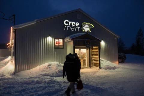 Chisasibi / Canada - Jan 11, 2017: Cree Mart grocery store in northern Quebec Stock-Fotos