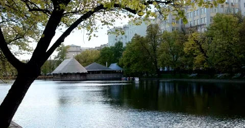 "Chistye Prudy" in the fall Stock Footage 68053430