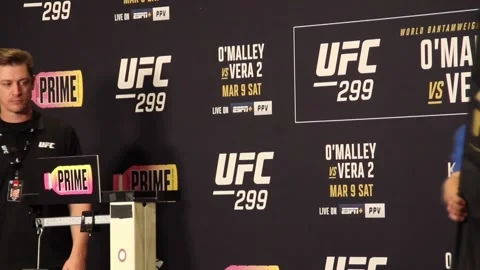 'Chito' Vera overcomes the scale and is ready to be the first Ecuadorian UFC cha Stock Footage 267298710