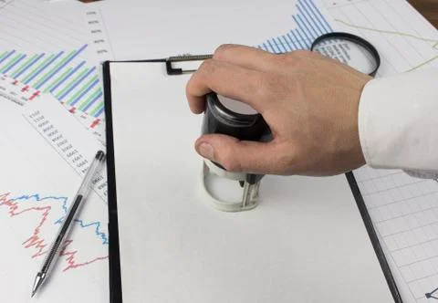 Chitzy leaf, folder, hand, pen and print Foto stock