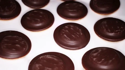 Choco chocolate biscuit biscuits rotating seamless looping food texture pattern Video stock 103090624