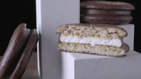 Choco pie with white cream Stock Footage 132971735