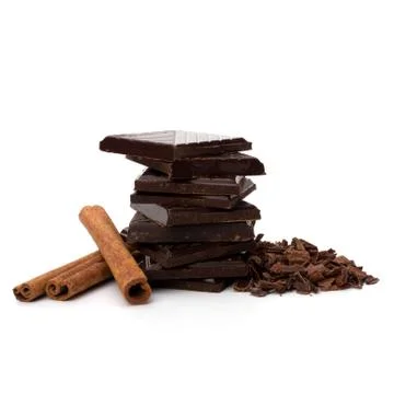 Chocolate bars stack and cinnamon sticks Foto stock