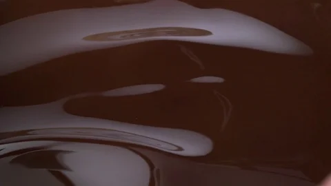 Chocolate bath Waves Stockbeeldmateriaal 81796304