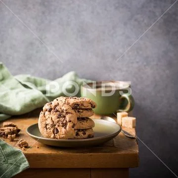 Chocolate chip cookies Stock Photos