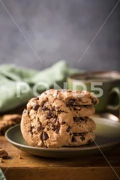 Chocolate chip cookies Stock Photos