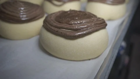 Chocolate Cream Cake Video stock 91589482