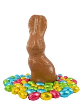 Chocolate Easter Bunny and eggs. Traditional Easter sweets. Foto stock