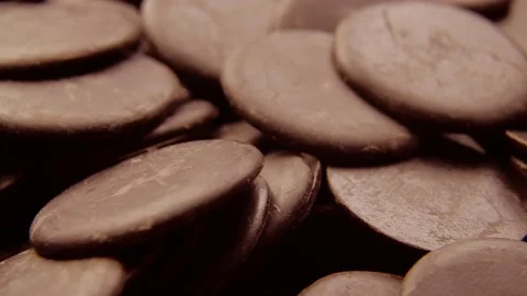 Chocolate granule chips, rotating super close-up 库存影片 147266337