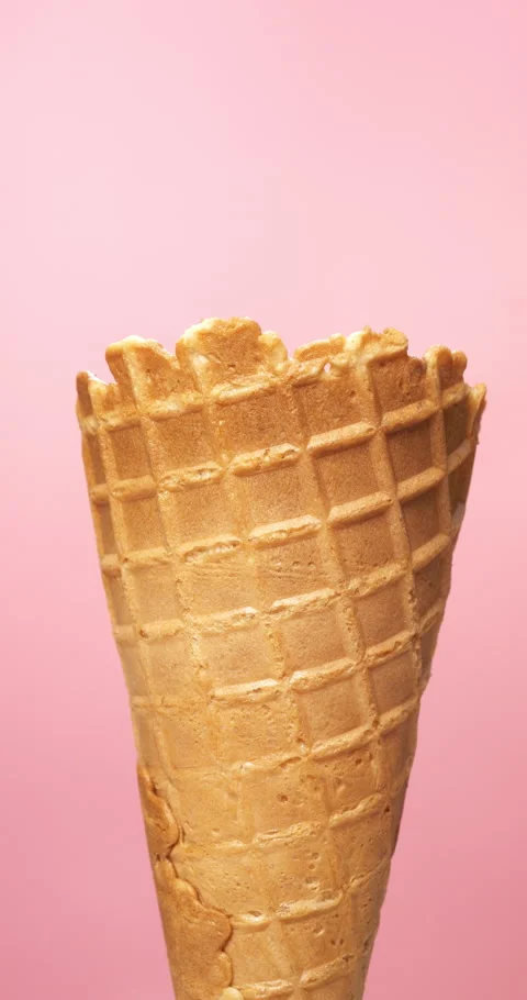 A scoop of pink ice cream in a specializ, Stock Video