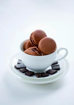 Chocolate macaroons in a cup Stock-Fotos