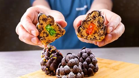 Chocolate pine cones made with chocolate cereal, focus on the pine cone in the Stock Photos