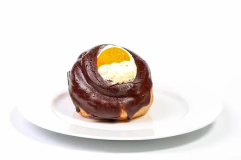 Chocolate profiterole Foto stock