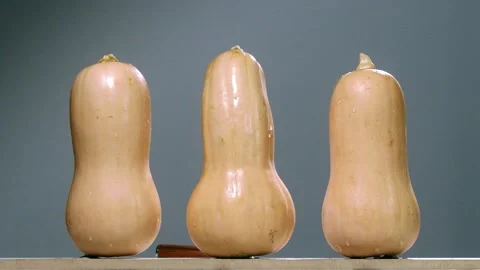 Chop the pumpkins slow motion Video stock 223220743