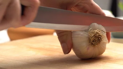 Chopping garlic Video stock 109126673