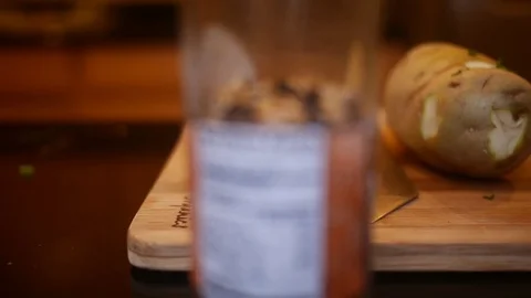 Chopping potato timelapse Vidéo 75039161