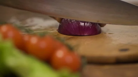 Chopping red Onion, Close-Up. Cutting onion Video stock 71381461