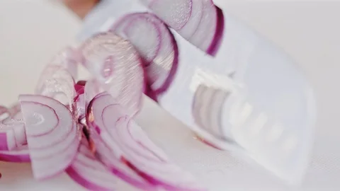 Chopping red onion Stock Footage 104720085