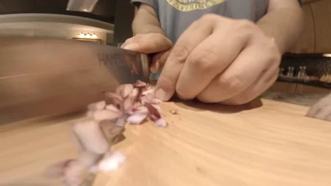 Chopping red onions Stock Footage 143754432
