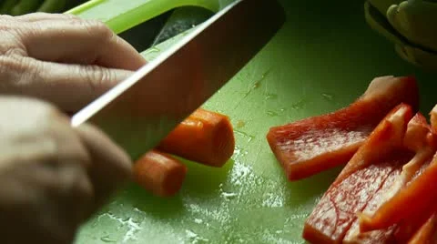 Chopping veggies 動画素材 10588417