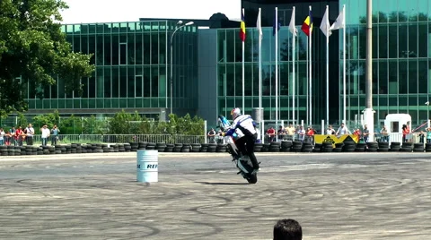 Chris Pfeiffer stuntriding 8 Stock Footage 50519875