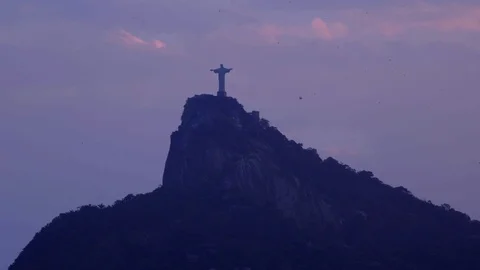 The Christ statue in Rio De Janeiro, Brazil Video stock 73302853