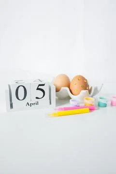 Christian Catholic Easter 2026 date on a wooden calendar with Easter eggs a.. Stock Photos