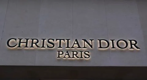 Christian Dior shop Photos