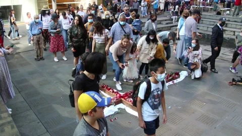 Christians mark Good Friday Video stock 180458542