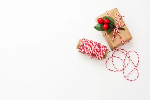 Christmas background. Gift boxes wraped in craft paper over white background. Foto stock