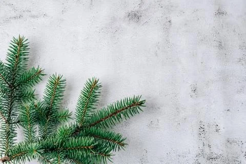 Christmas composition on a gray background with copy space Foto stock