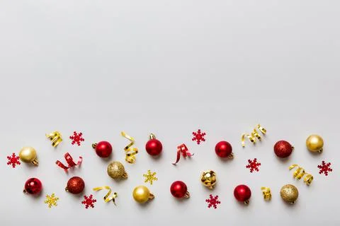 Christmas composition. a pattern of christmas balls on colored background. Fl 写真素材