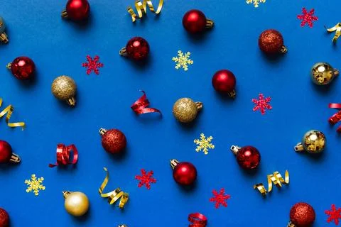 Christmas composition. a pattern of christmas balls on colored background. .. 写真素材