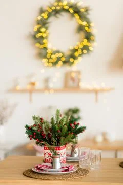 Christmas decor ,table setting green and red and yellow colors on the table in Stock-Fotos